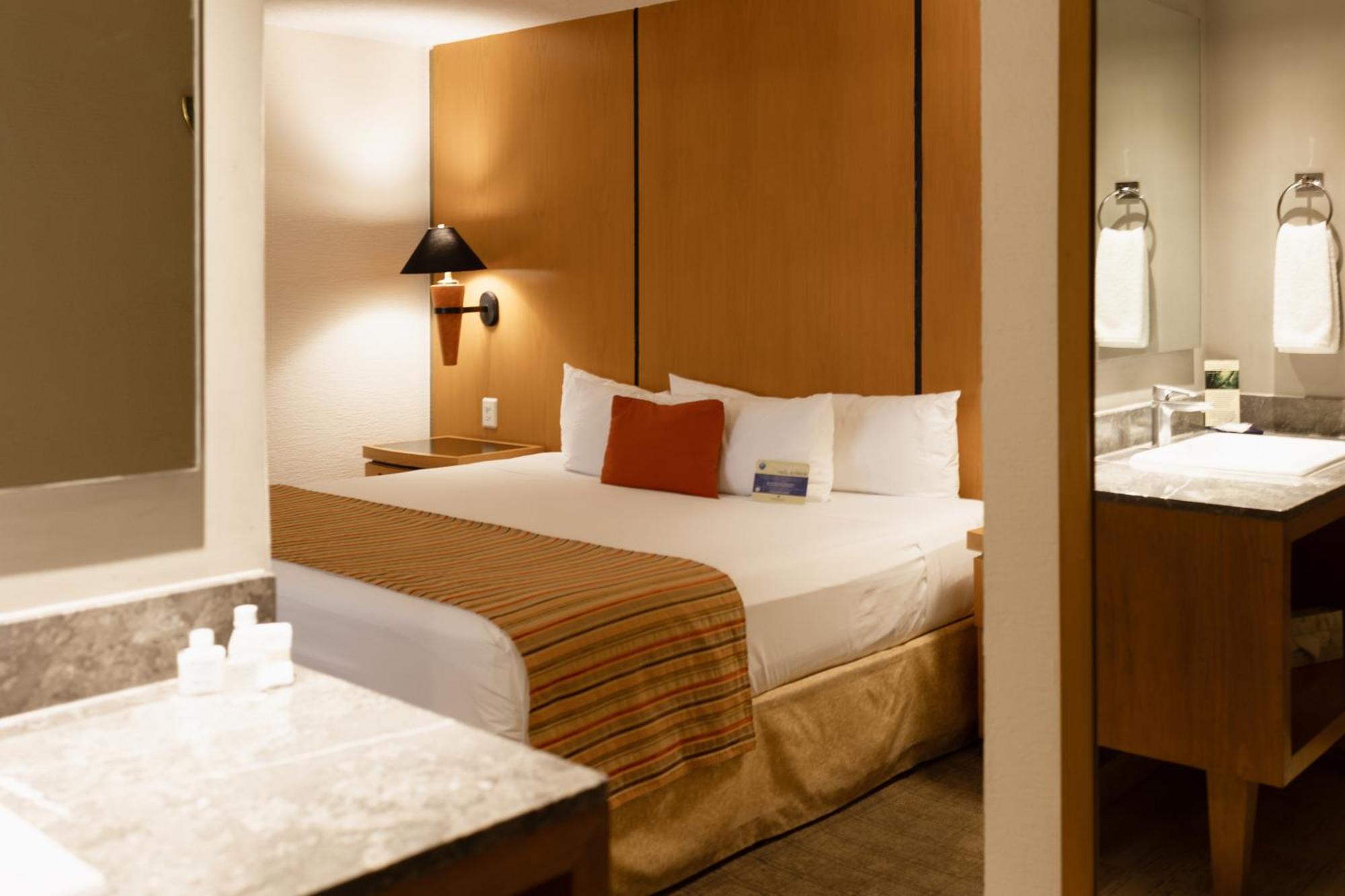 Hotel Guadalajara Plaza Ejecutivo Zapopan Ngoại thất bức ảnh